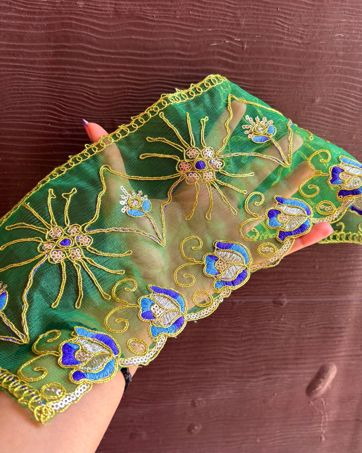 Dark Green & Blue Net Chunni (Radha Rani)💚