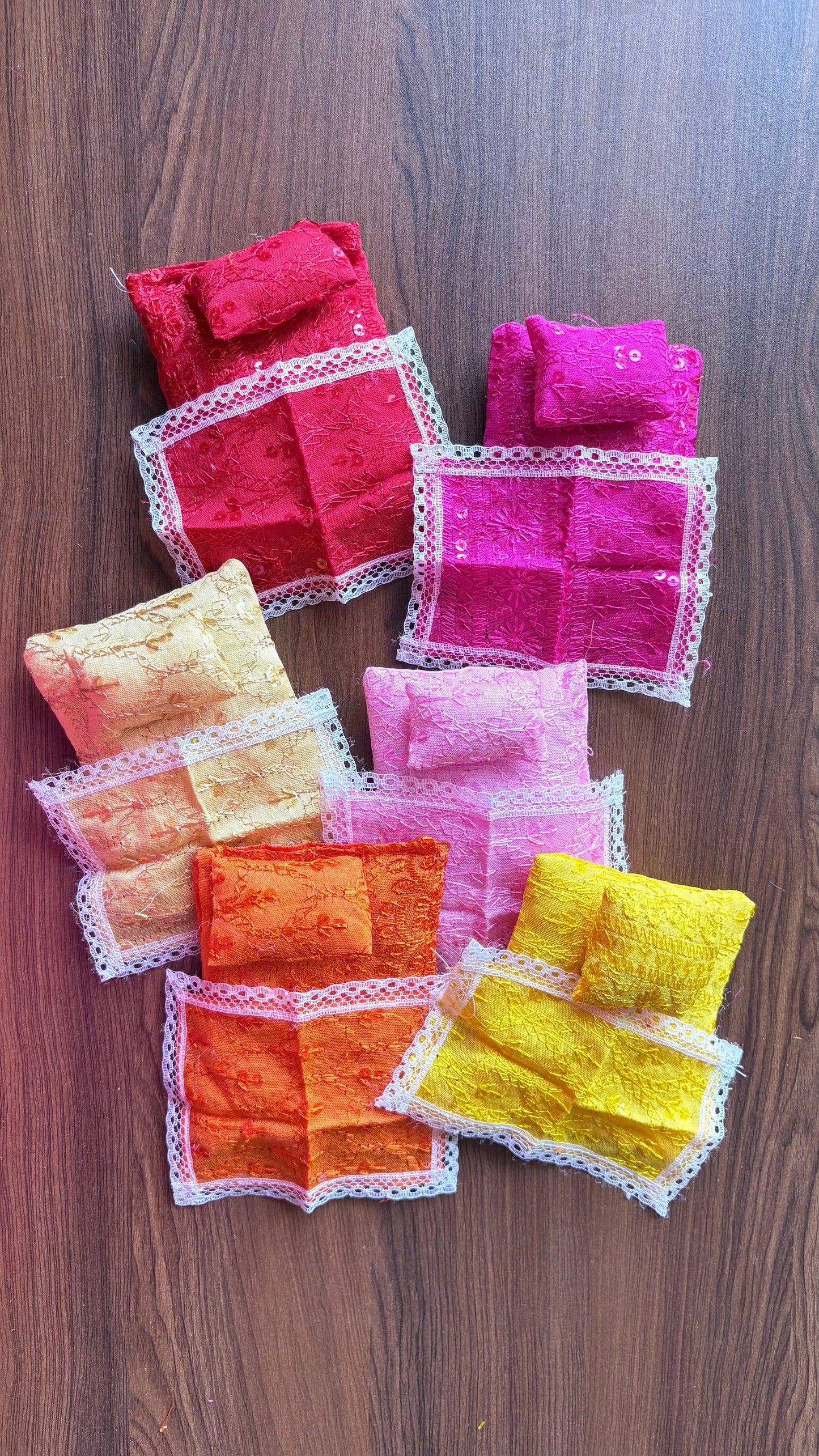 Colorful Soft Bistar (Size 2,3,4) Medium