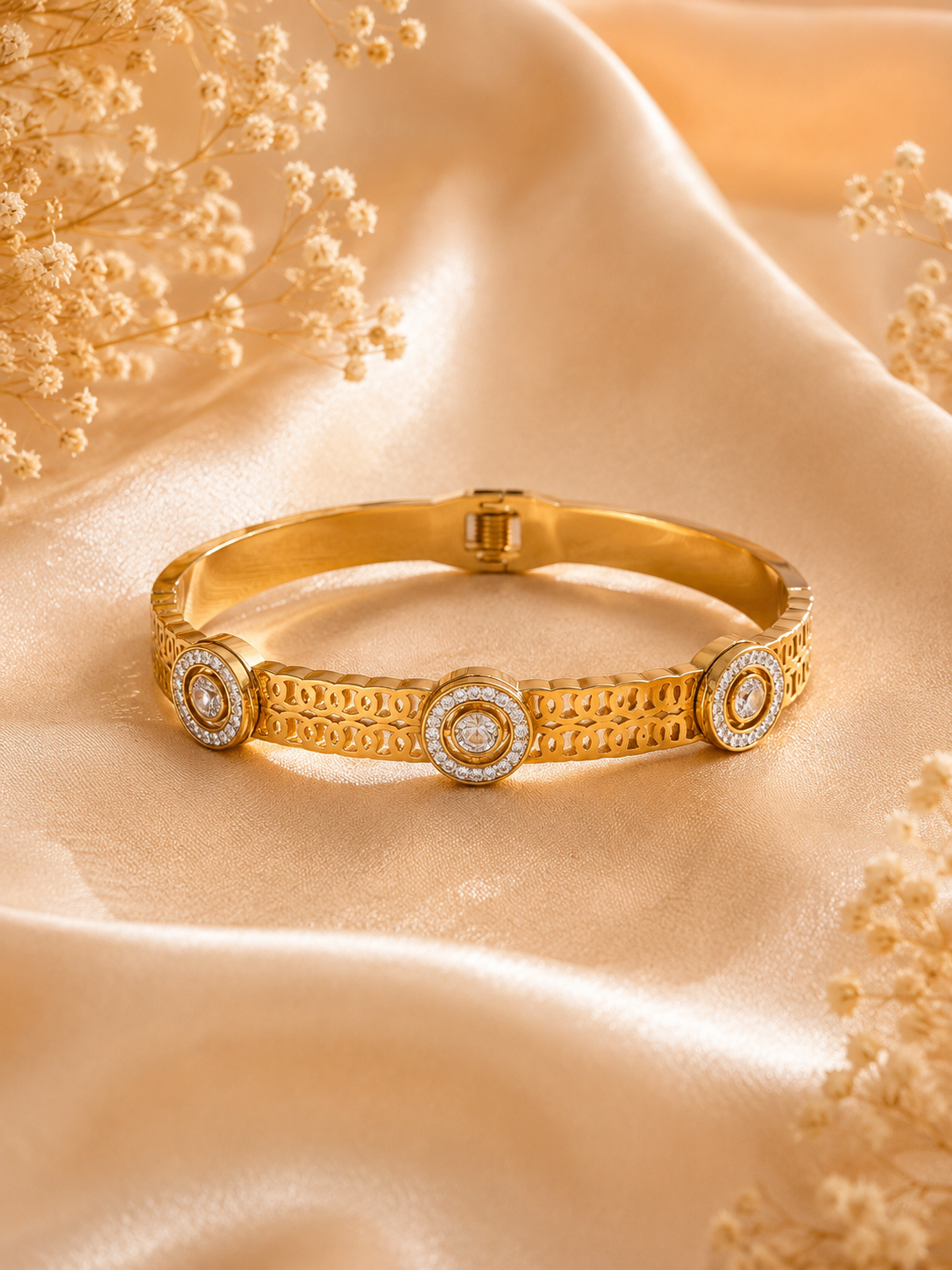 Celeste Trinity Bracelet ⭐
