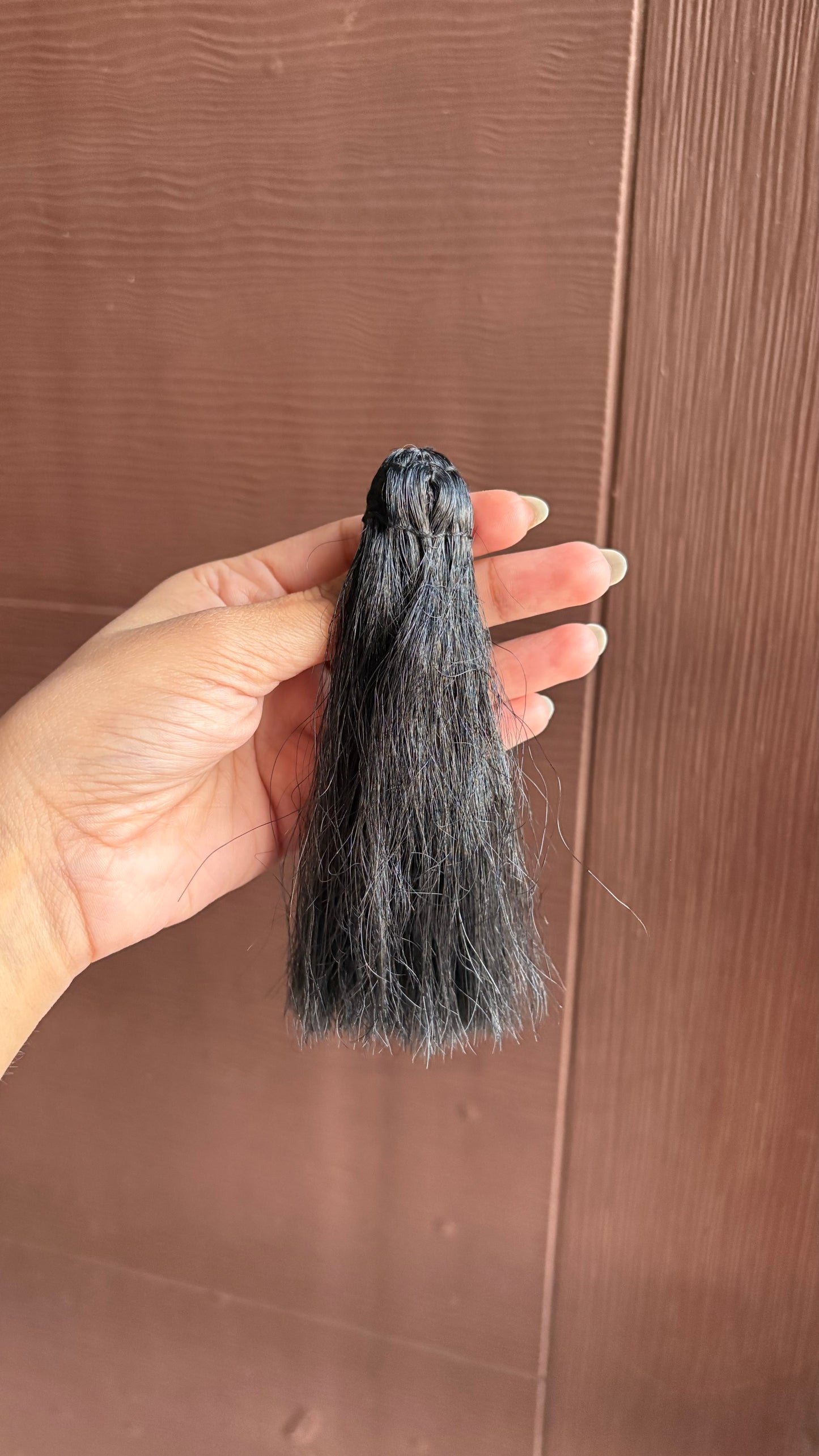 Size 6 Silky Radha Rani Hair