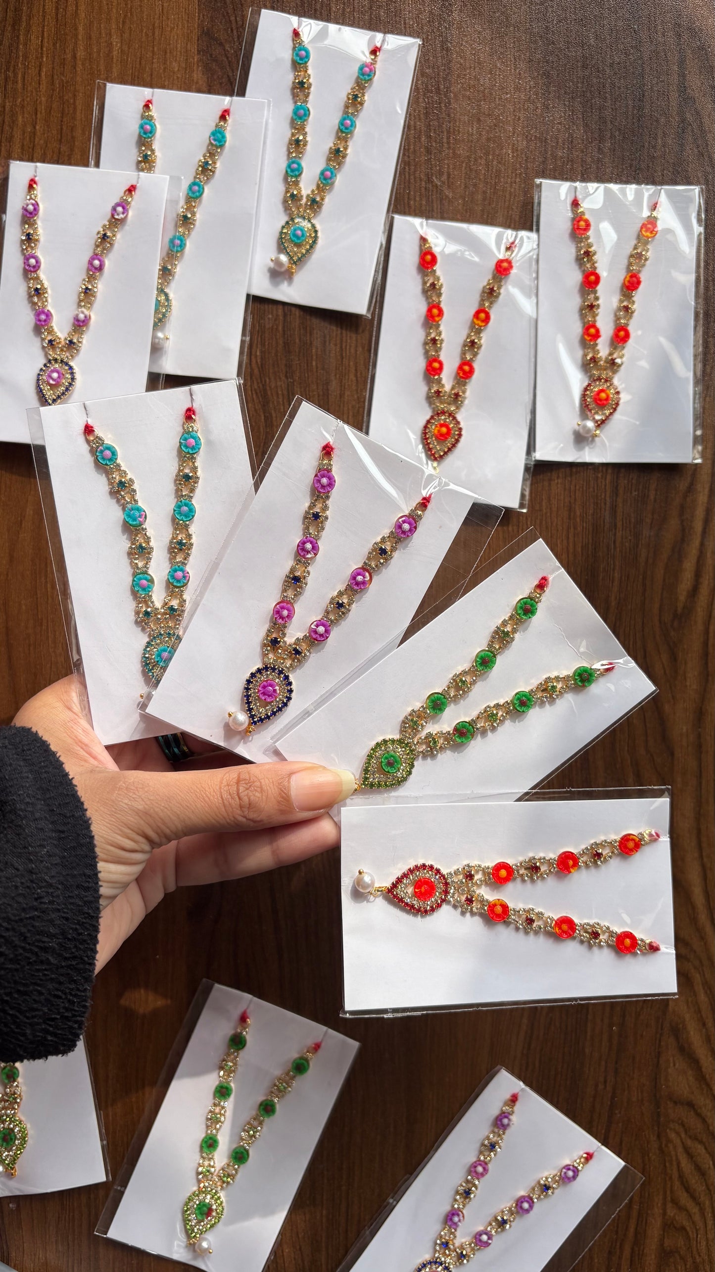 Floral Mala (Size 5,6,7,8,9) (Ladoogopal & Yugal Jodi) D201