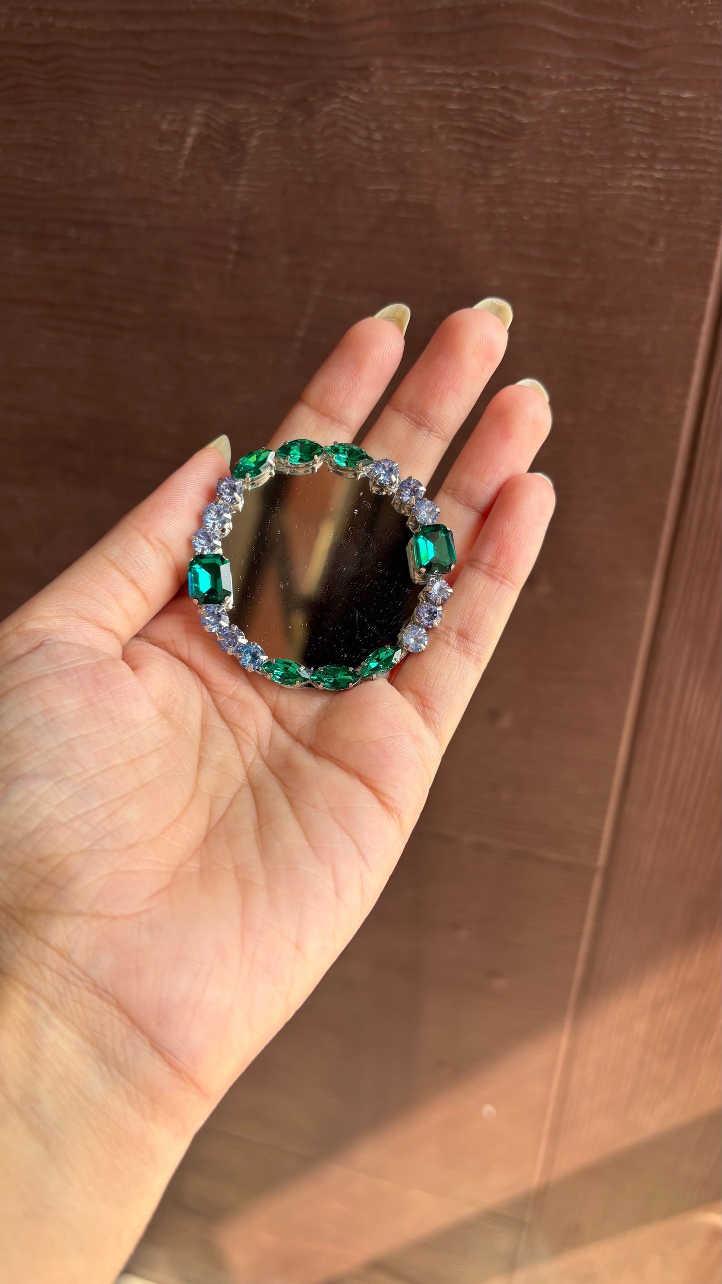 Emerald Stone Mirror D9