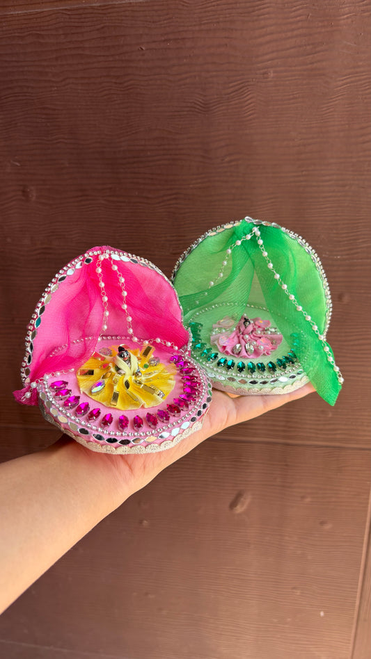 Gopu & Khushi ka Araam Kaksh Singhasan (Handcrafted) Last 2 pieces left