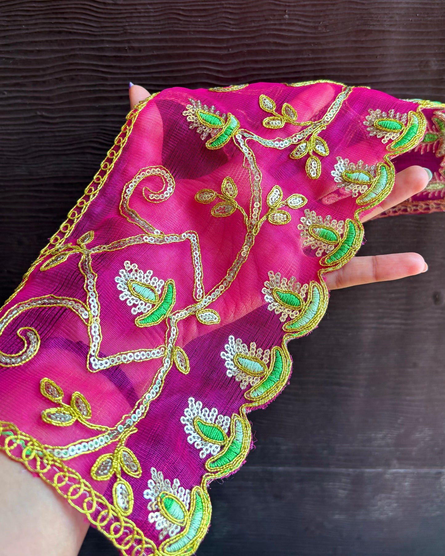 Magenta Net Chunni (Radha Rani) 🩷