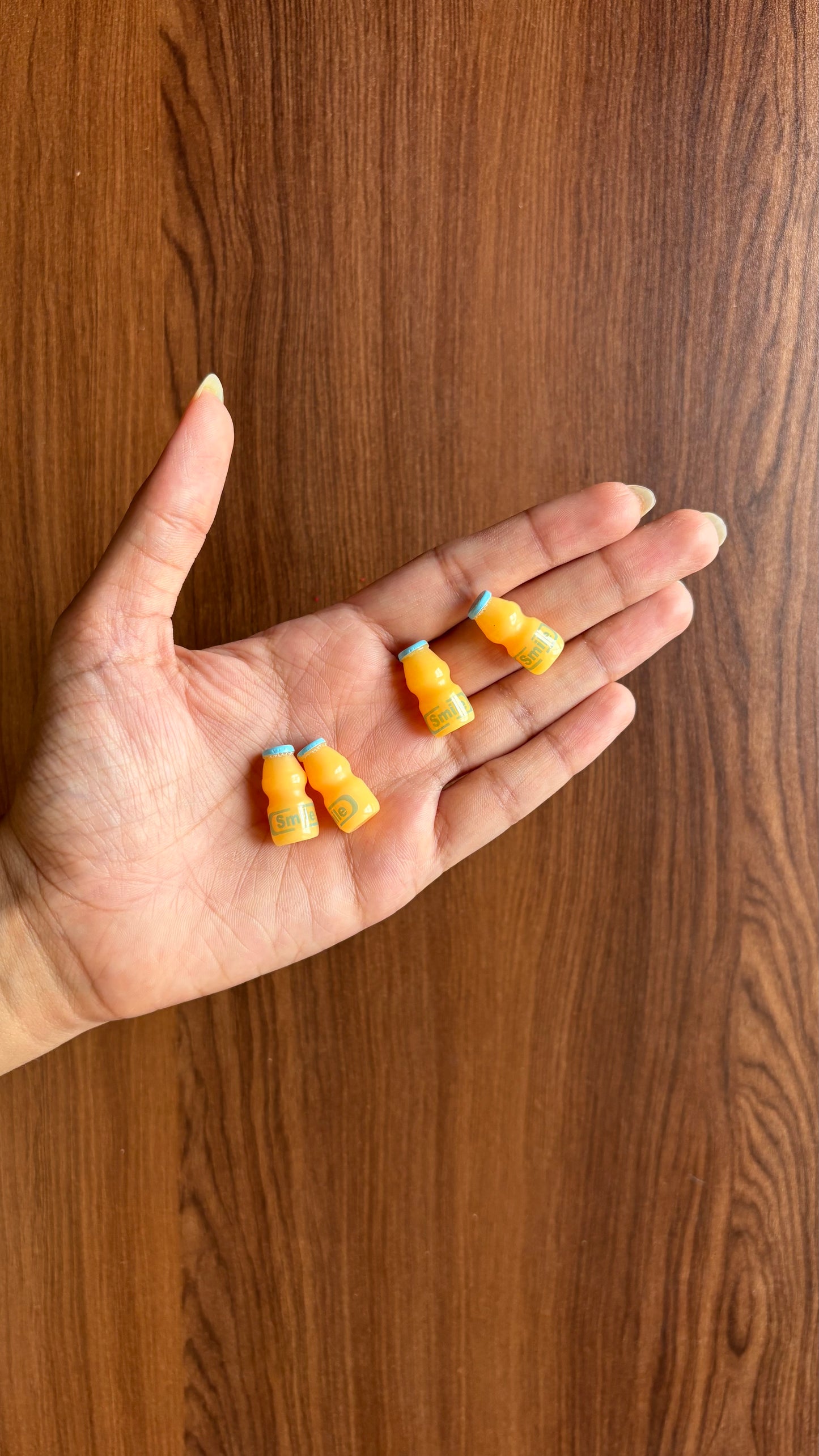 Yogurt Smile Can 1 piece (Toy)