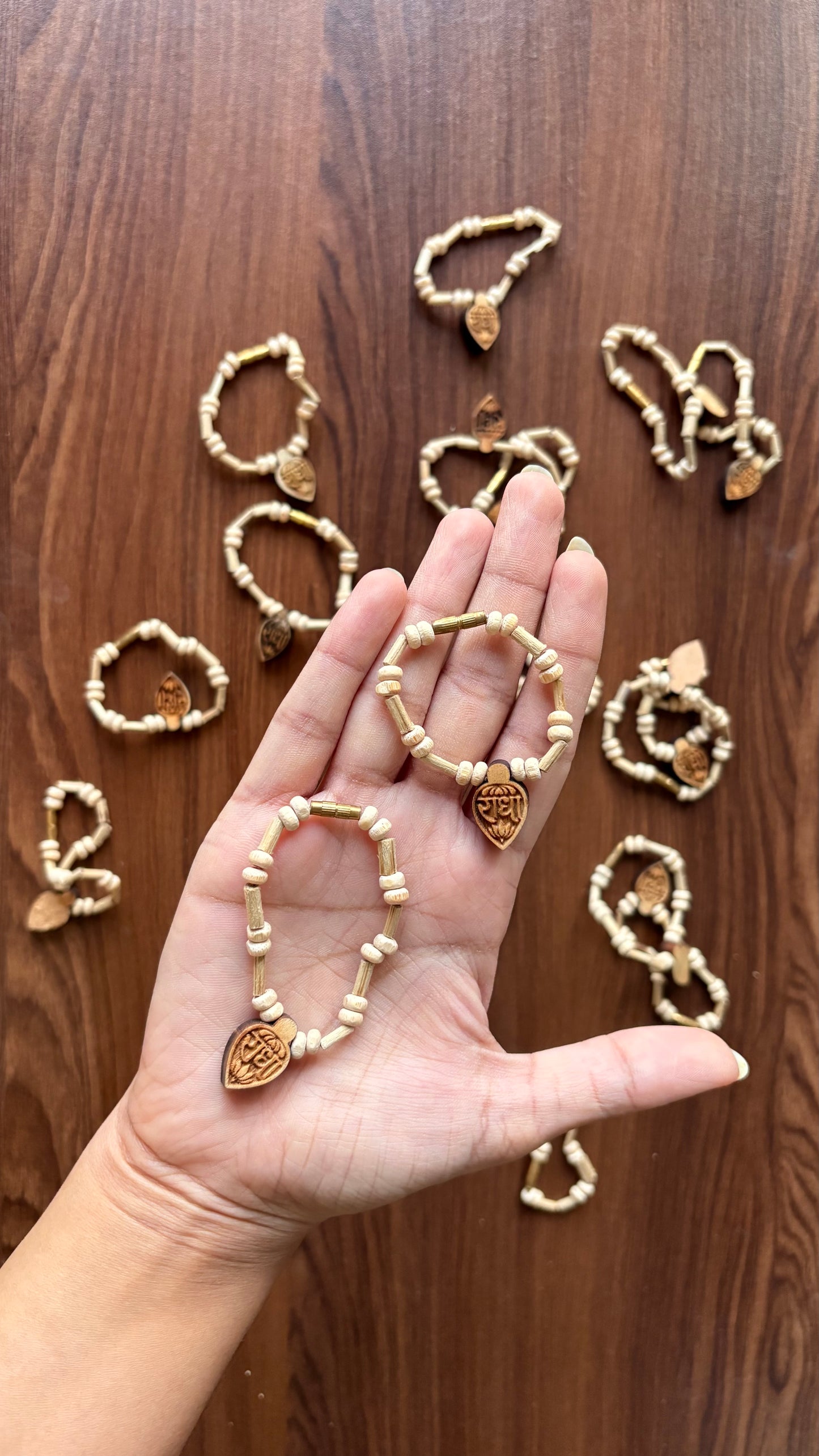 Tusli mala (size 4,5,6) D103