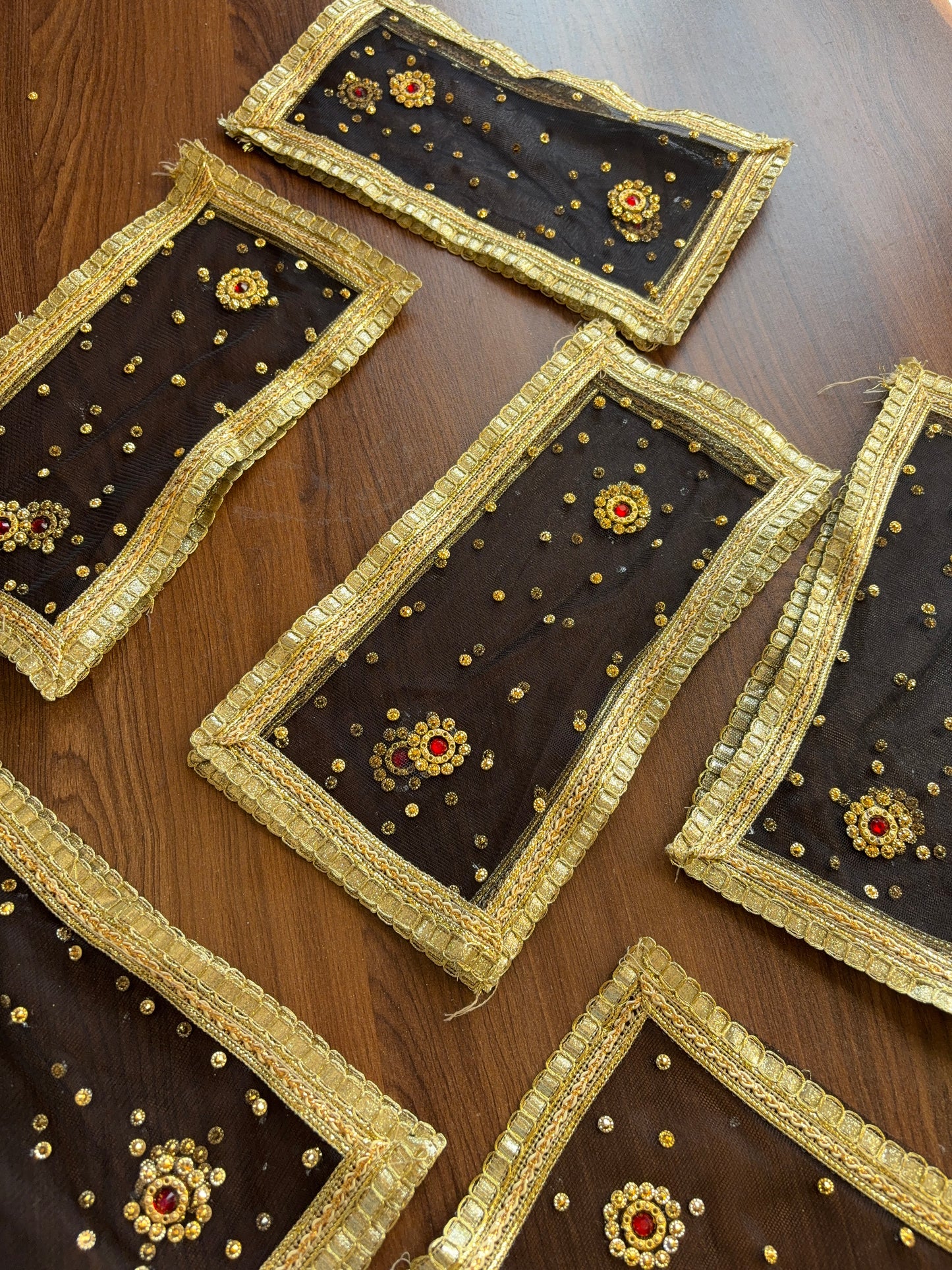 Black Net Chunni (Radha Rani)