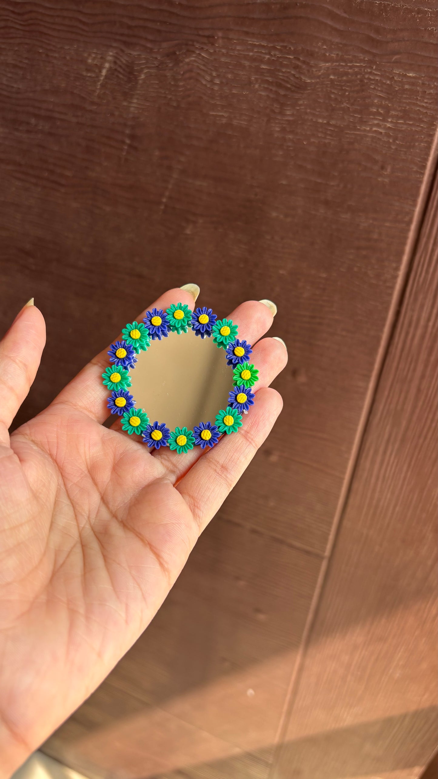 Round Floral Mirrors D2