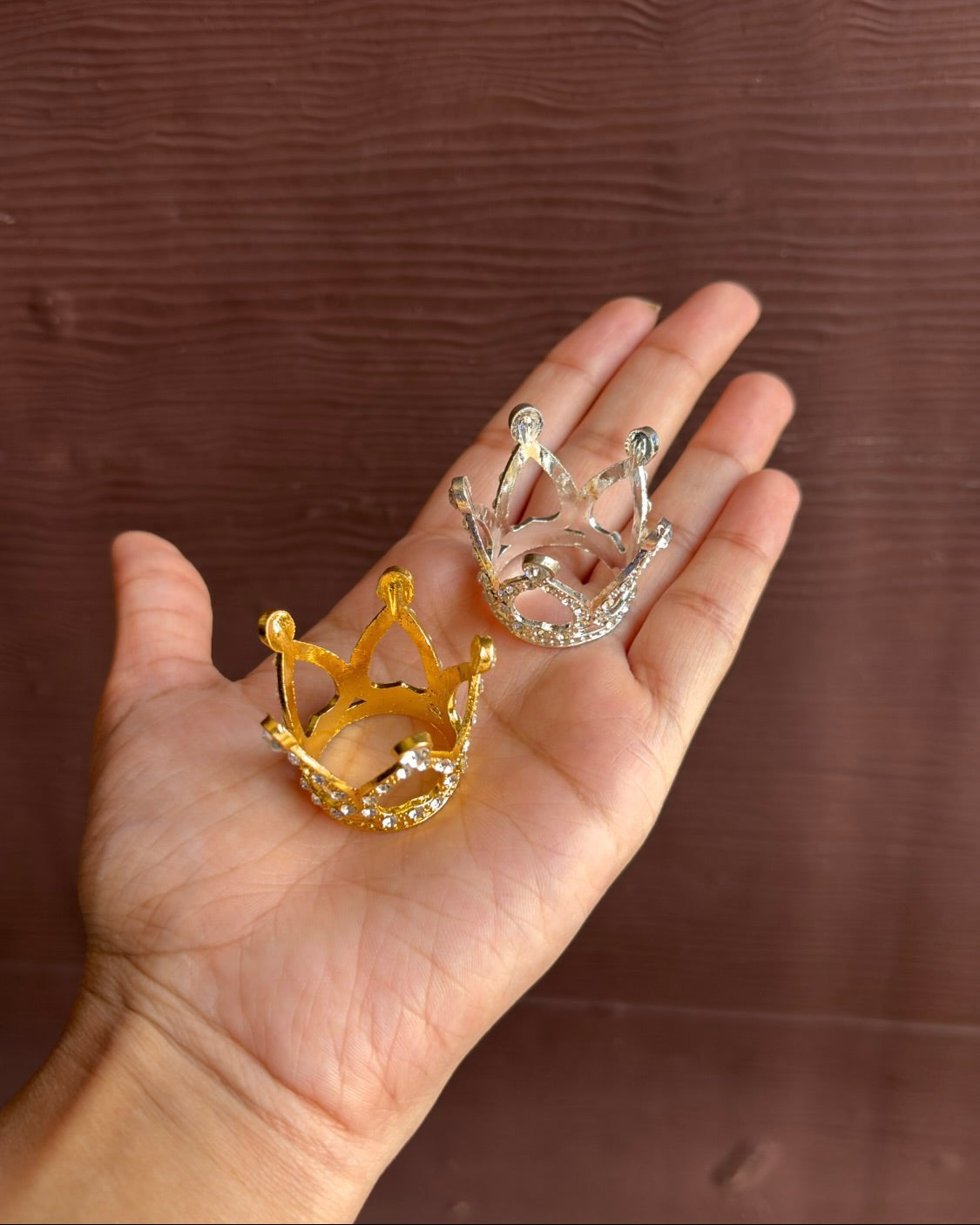 Crown - Laddu gopal & Radha Rani (Size 2,3,4)