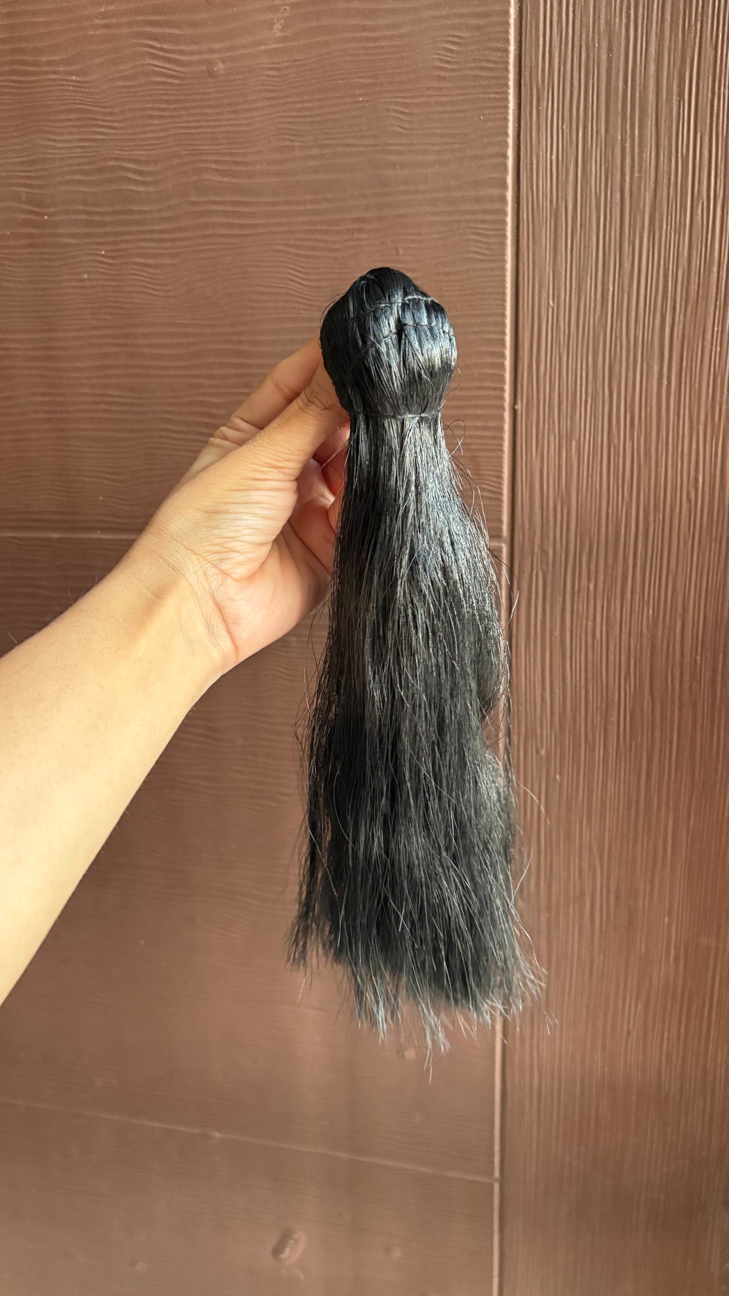 Size 6 Silky Radha Rani Hair