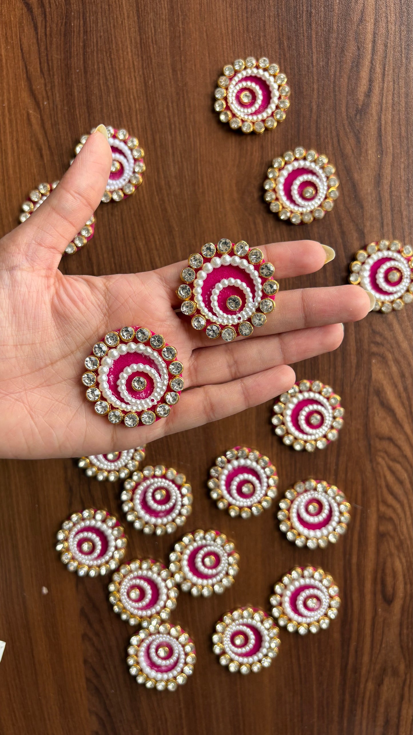 Hot Pink Circles (Pack of 10 Pieces)