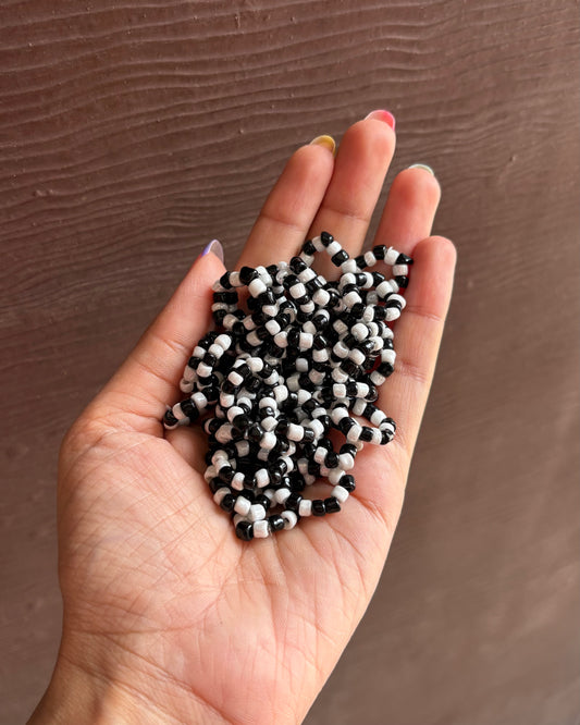 Black & White Moti Bracelet (Size 3,4,5) S21 🧿